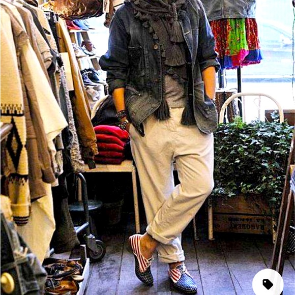 Hello, my friends call me Bella - Picture 5 of 10